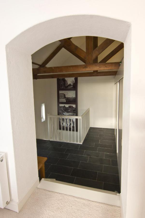 B&B Pompgebouw Aan De Rijn Tolkamer Экстерьер фото