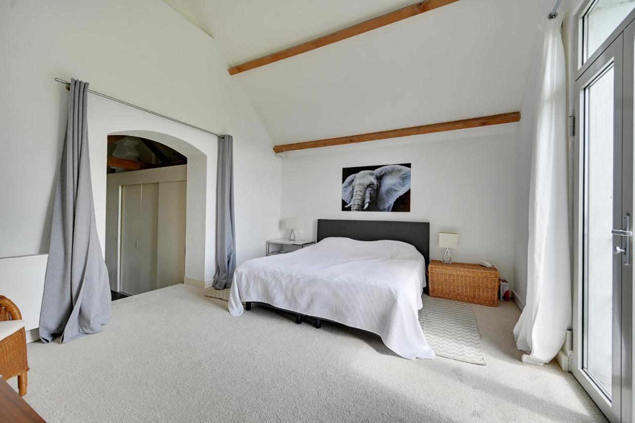 B&B Pompgebouw Aan De Rijn Tolkamer Экстерьер фото